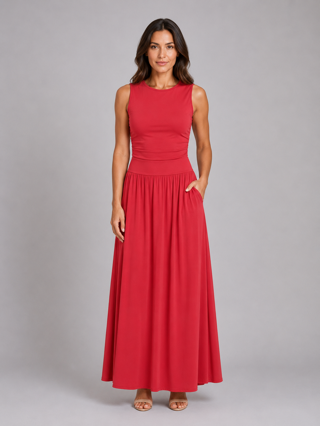 Women's Sleeveless Maxi Dress with Pockets – Ruched Waist Style